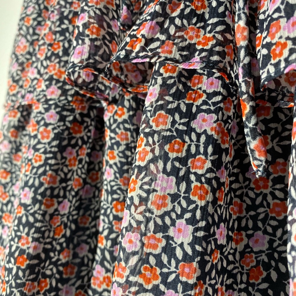 Flower dress - Picture 3 of 4